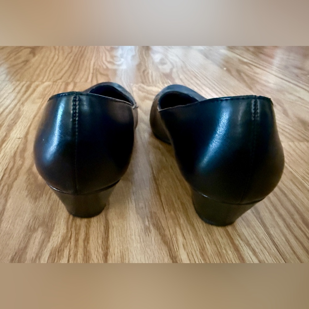 Easy Street women’s pumps low heel dress shoes black size 7M - Picture 3 of 7